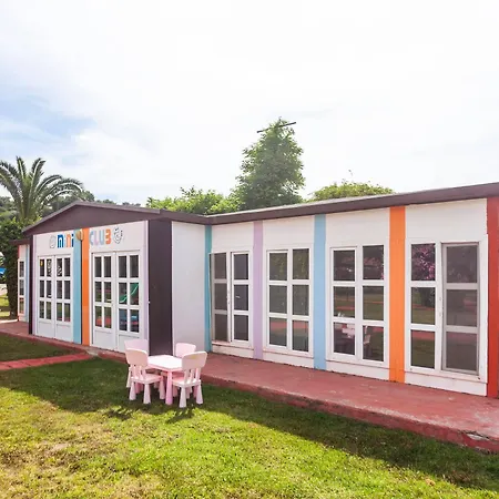 Ladonia Kesre Hotel Ozdere
